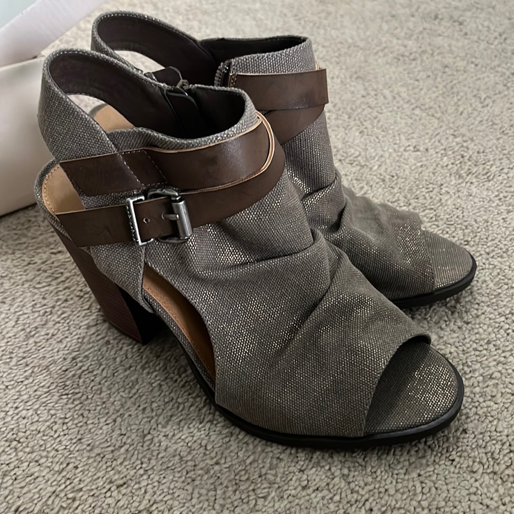 Brand new Not Rated dressy heels